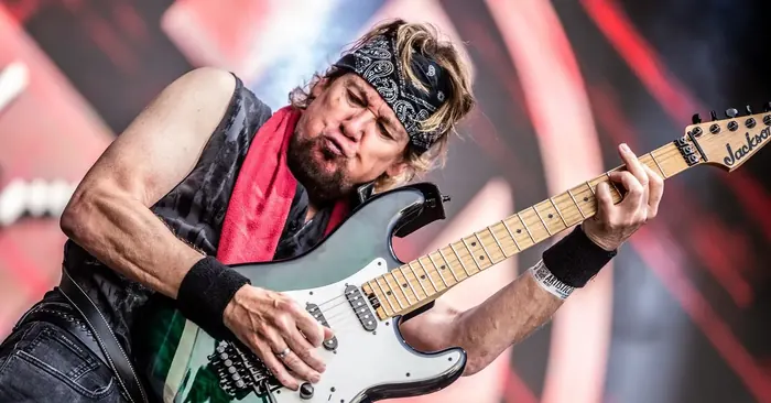 Adrian Smith Guitarrista