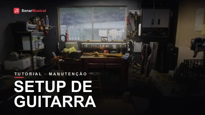 Bancada de oficina de guitarras com ferramentas de regulagem