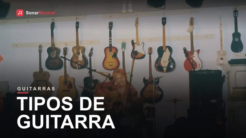 Diversas guitarras elétricas de formatos diferentes penduradas em uma parede de loja