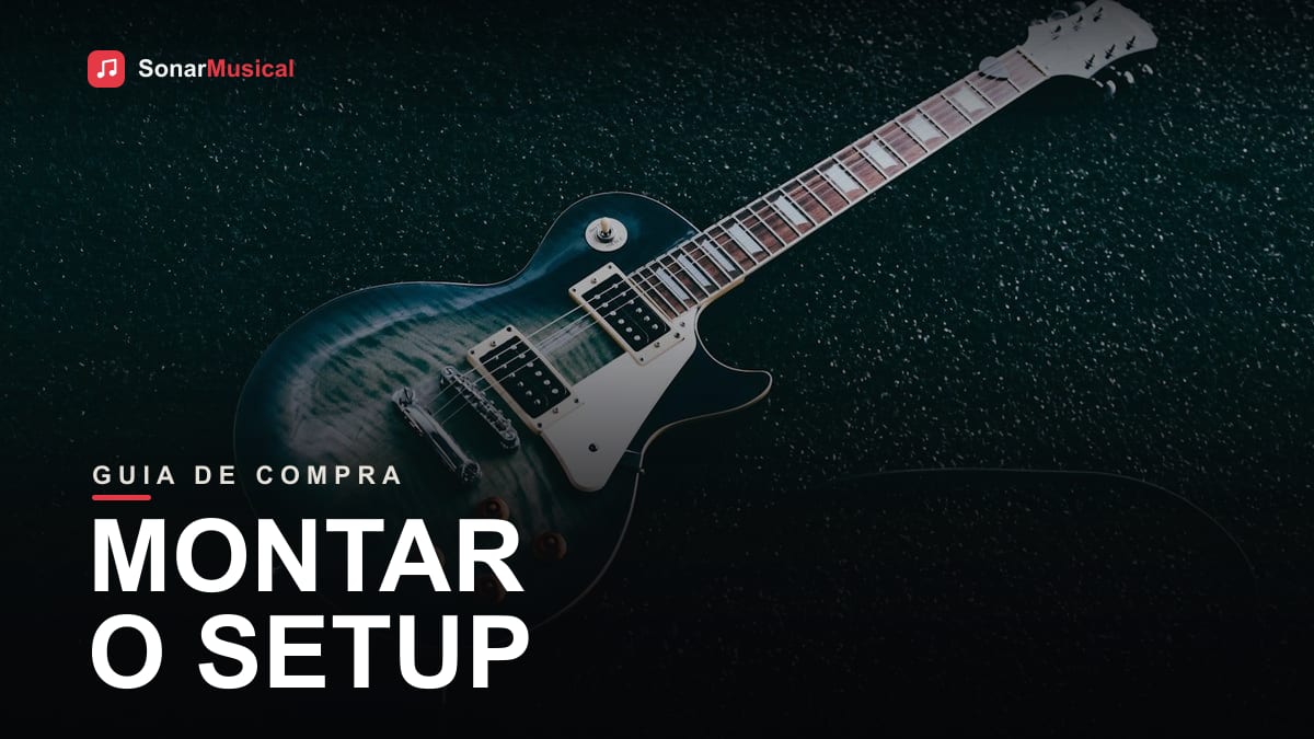 Guitarra elétrica, amplificador de prática, cabo e acessórios organizados sobre o chão de madeira