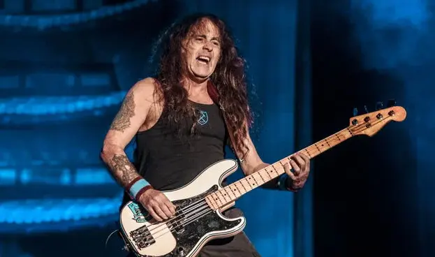 steve harris baixista